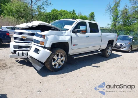 2019 Chevrolet Silverado 2500Hd Ltz from USA, damaged, VIN 1GC1KTEY8KF270138